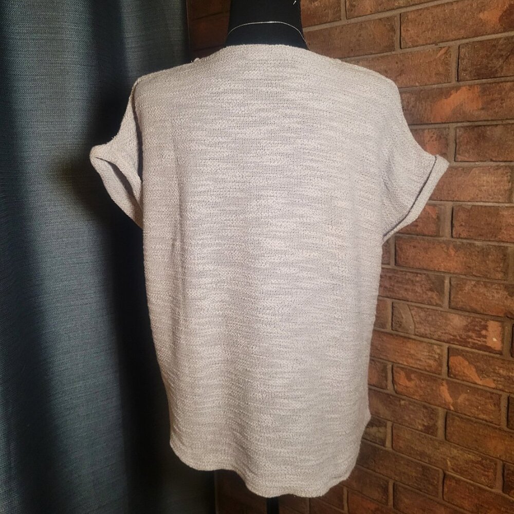 Lowrys Farm Women's Lightweight Short Sleeve Textured Sweater/Top - Size M - Picture 7 of 13